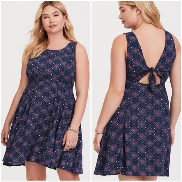 torrid Dresses & Skirts - Torrid Navy Medallion Tie-Back Challis Dress 3X
